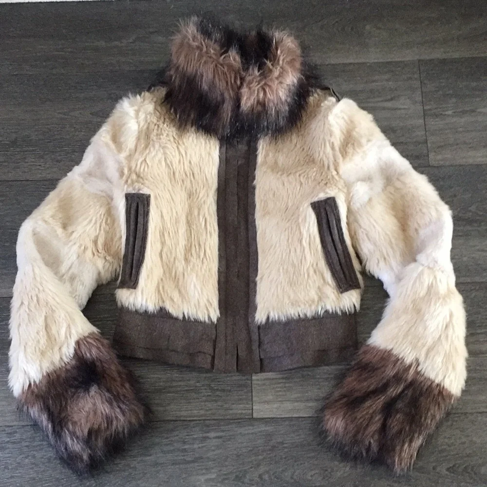 Cropped Jacket - Picture 4 of 8